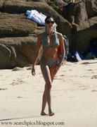 Teri Hatcher bikini pics