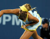 http://img11.imagevenue.com/loc952/th_56340_Maria_Sharapova_RUS_92349_123_952lo.jpg